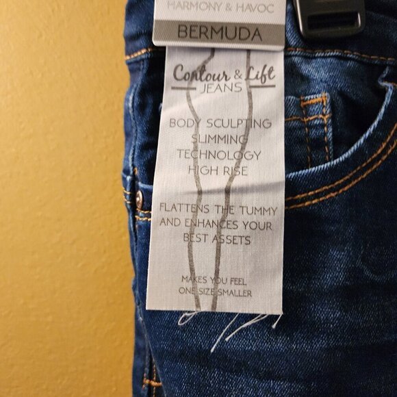 Harmony & Hevoc Bermuda Shorts - Picture 2 of 7